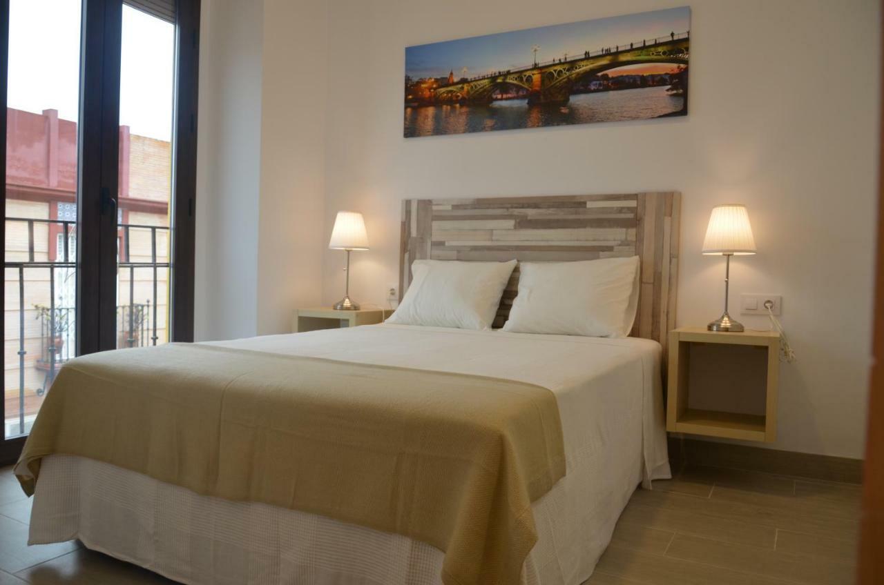 Apartamento Faustino Alvarez Sevilla Kültér fotó